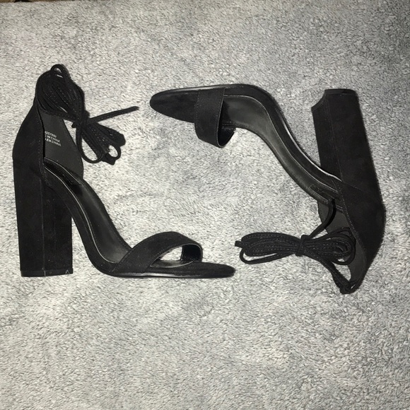 BLACK FAUX SUEDE LACE UP HEELS - Picture 2 of 8